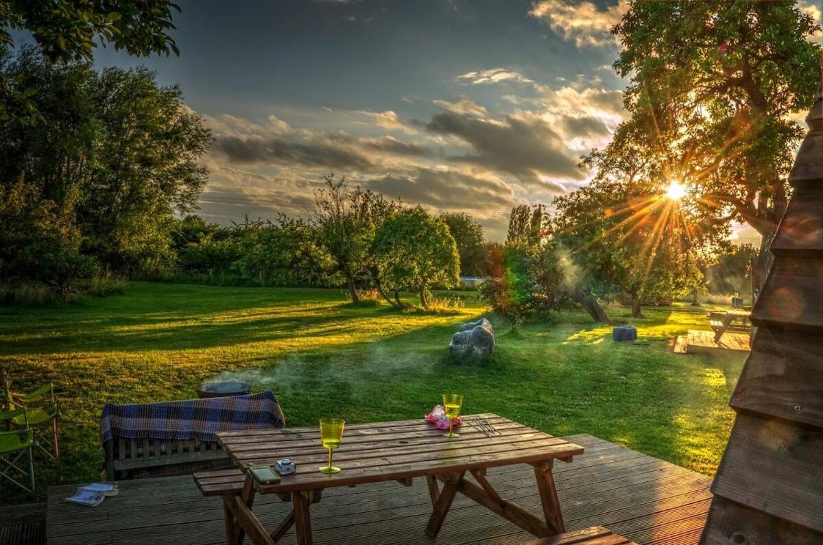 Hill Farm And Orchard * Leighton Buzzard